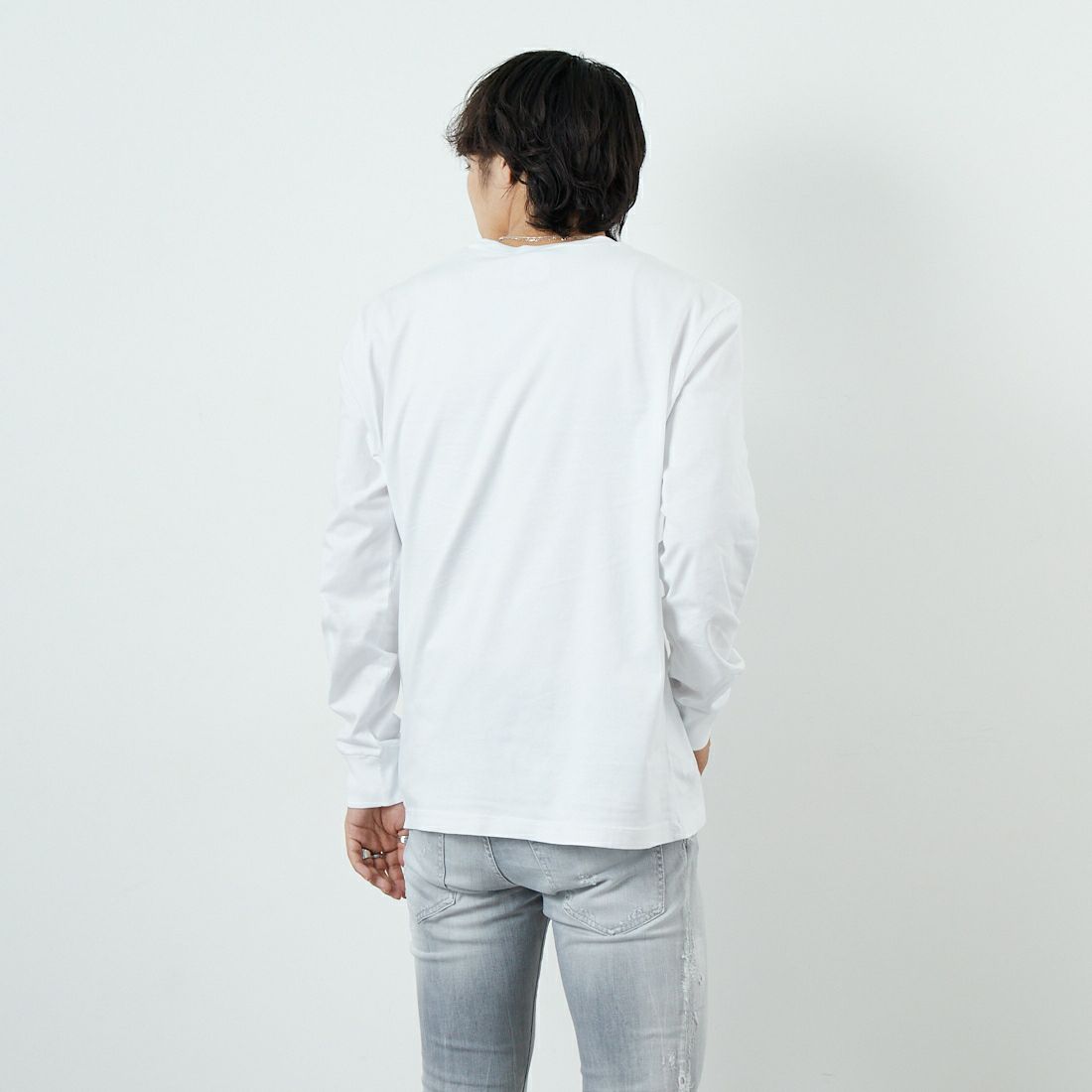 Dsquared2 [ディースクエアード] レギュラーフィットロングスリーブTシャツ [74GD1480-20020] 100 WHITE &&モデル身長：179cm 着用サイズ：M&&