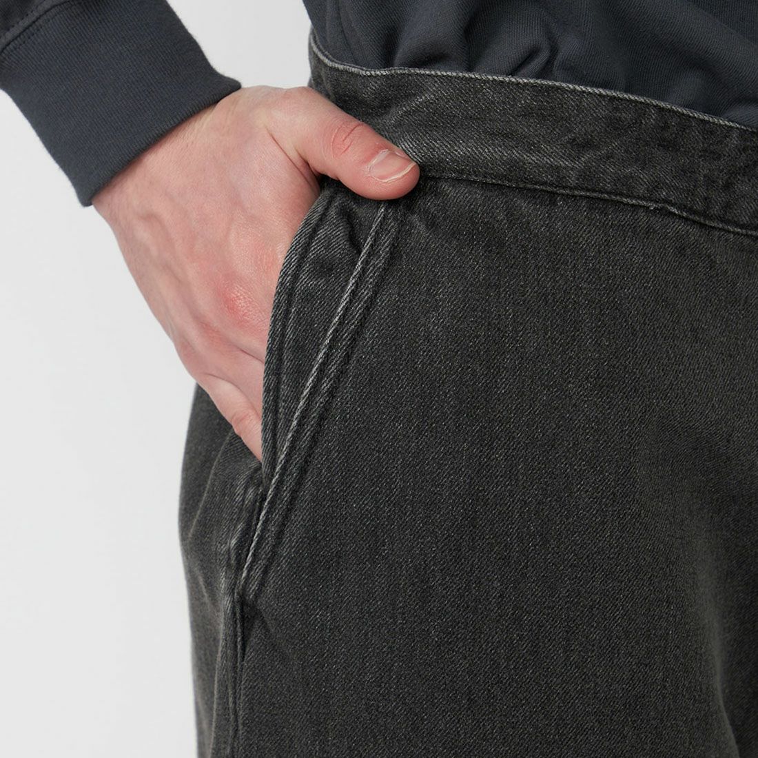 THE NORTH FACE PURPLE LABEL [ザ ノースフェイス パープルレーベル] デニムワイドテーパード フィールドパンツ [N25FC069] &&モデル身長：179cm 着用サイズ：32&&