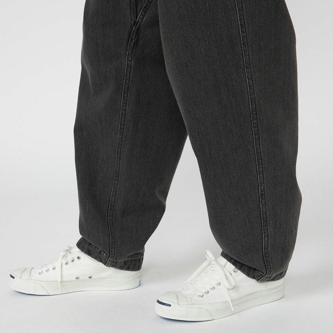 THE NORTH FACE PURPLE LABEL [ザ ノースフェイス パープルレーベル] デニムワイドテーパード フィールドパンツ [N25FC069] &&モデル身長：179cm 着用サイズ：32&&