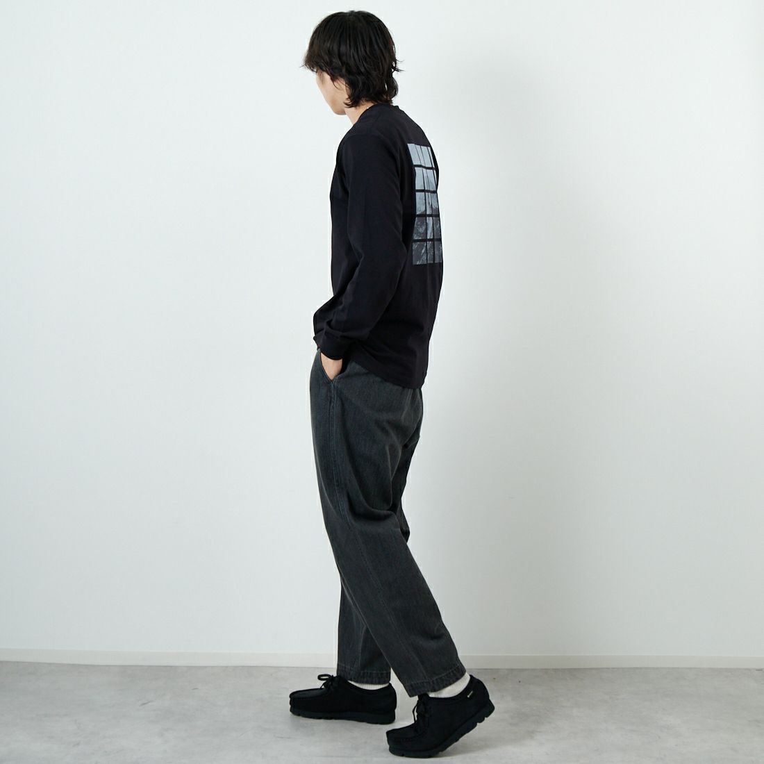 THE NORTH FACE PURPLE LABEL [ザ ノースフェイス パープルレーベル] デニムワイドテーパード フィールドパンツ [N25FC069] H GRAY &&モデル身長：179cm 着用サイズ：32&&