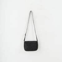 MR. OLIVE ブラックレザーショルダーバッグ MR.OLIVE ショルダーバッグ MR.OLIVE/ミスターオリーブ IMPERMA