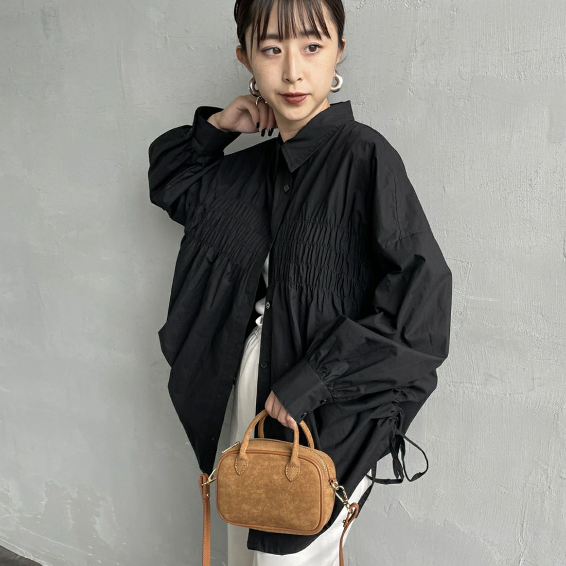 801 ﾌﾞﾗｯｸ&&モデル身長：150cm 着用サイズ：F&&