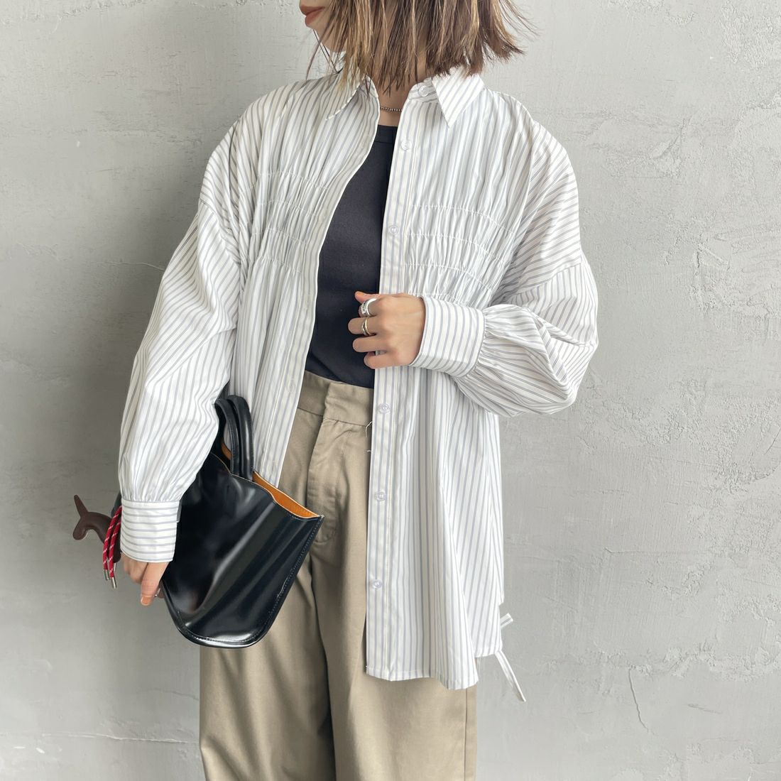 Jf Ready Made [ジェイエフレディメイド] シャーリングデザインシャツ [3104303] 047 ｵﾌ/ｸﾞﾚ &&モデル身長：158cm 着用サイズ：F&&