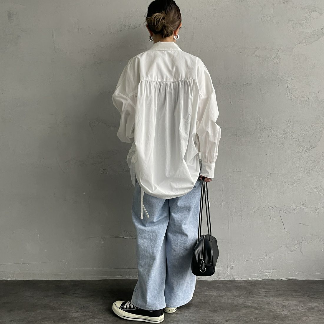 Jf Ready Made [ジェイエフレディメイド] シャーリングデザインシャツ [3104303] 101 ﾎﾜｲﾄ &&モデル身長：150cm 着用サイズ：F&&