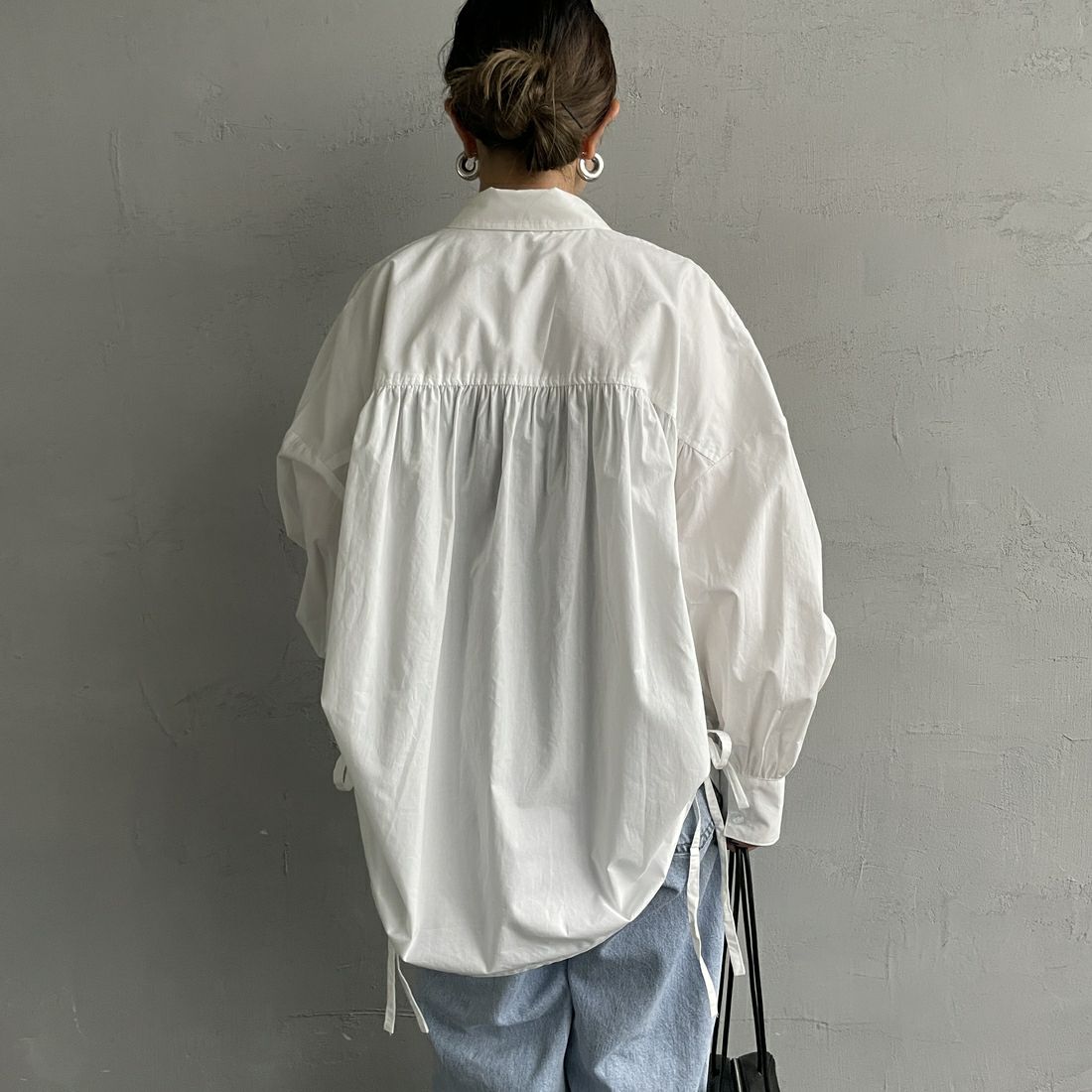 Jf Ready Made [ジェイエフレディメイド] シャーリングデザインシャツ [3104303] 101 ﾎﾜｲﾄ &&モデル身長：150cm 着用サイズ：F&&