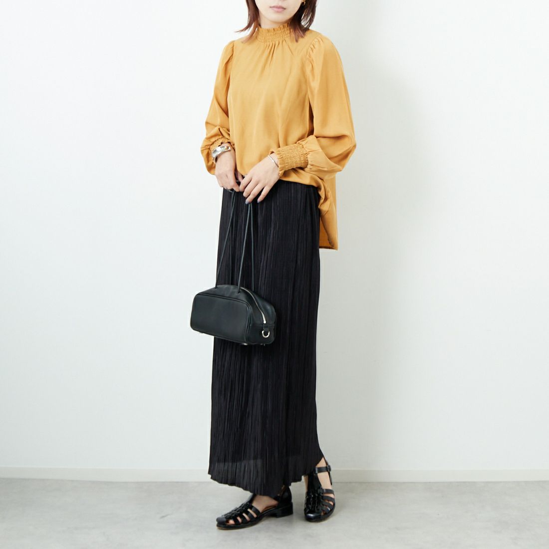 Jf Ready Made [ジェイエフレディメイド] シャーリングネック アソートブラウス [3104301] 227 ｷｬﾒﾙ &&モデル身長：167cm 着用サイズ：F&&