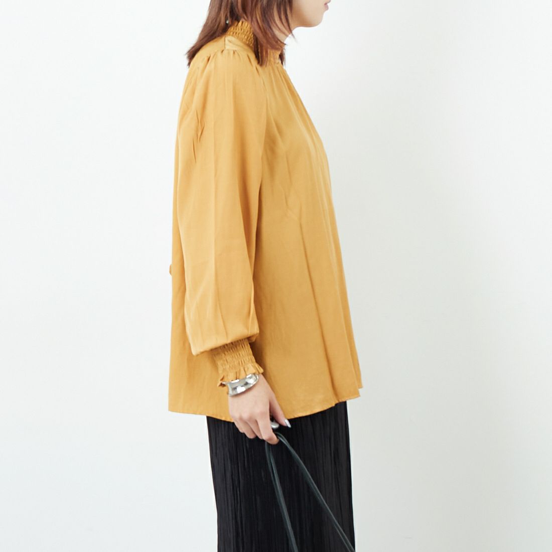 Jf Ready Made [ジェイエフレディメイド] シャーリングネック アソートブラウス [3104301] 227 ｷｬﾒﾙ &&モデル身長：167cm 着用サイズ：F&&