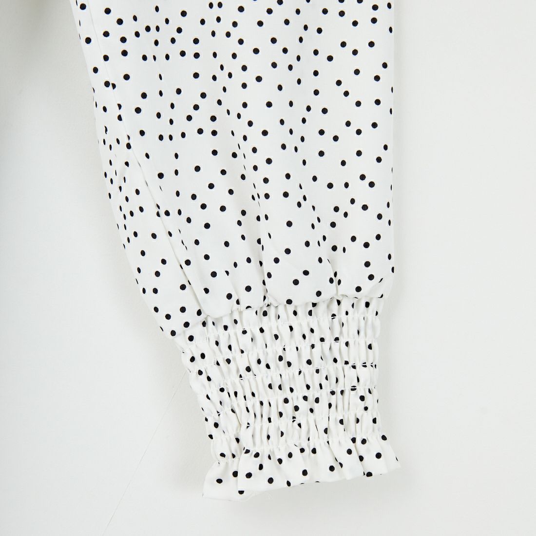 Jf Ready Made [ジェイエフレディメイド] シャーリングネック アソートブラウス [3104301] 188 ｼﾛ/ｸﾛ