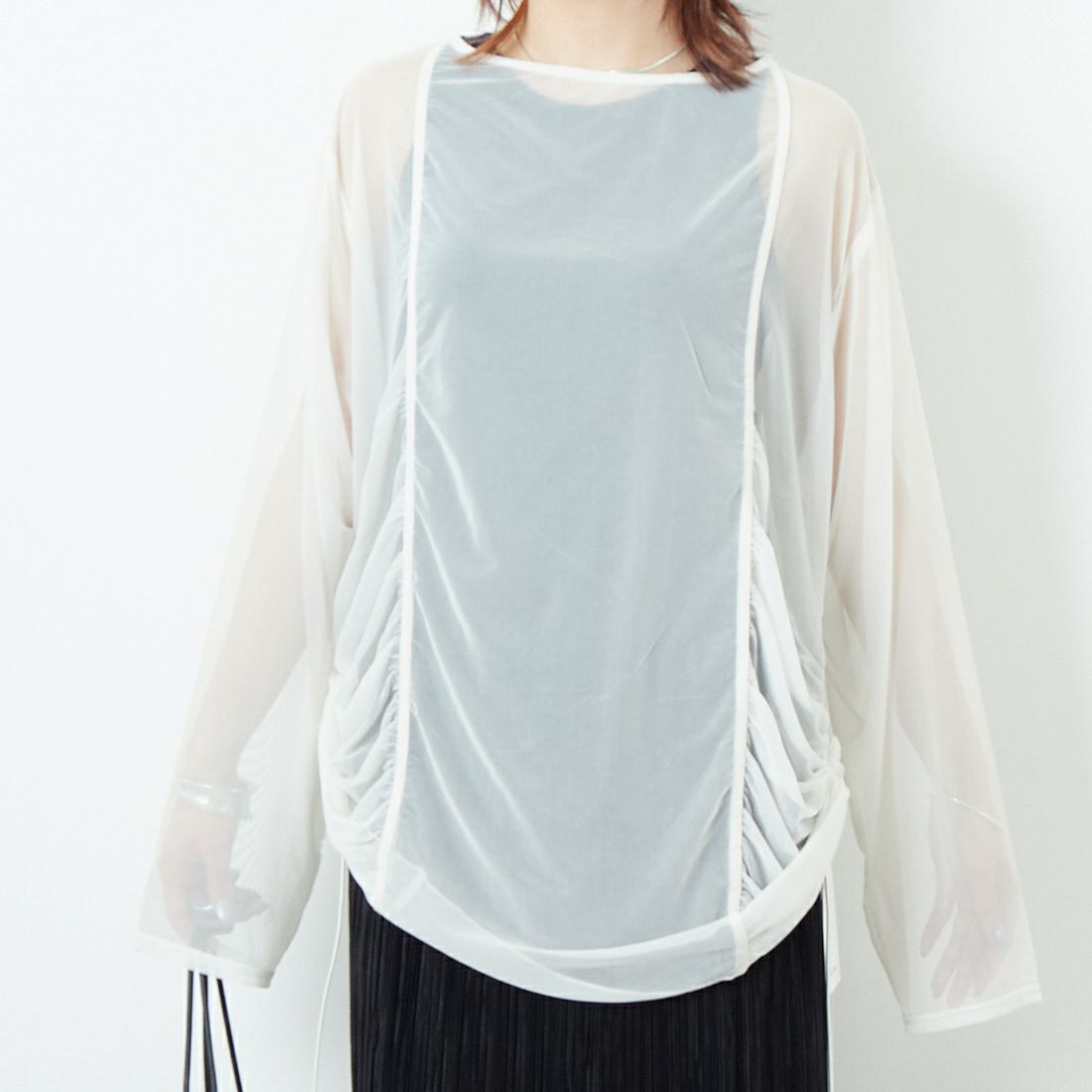 &g'aime [&g'aime [アンジェム] サイドギャザーシアーチュニック [98810-67100] ｴｸﾘｭ &&モデル身長：167cm 着用サイズ：F&&アンジェム] サイドギャザーシアーチュニック [98810-67100] ｴｸﾘｭ &&モデル身長：160cm 着用サイズ：F&&