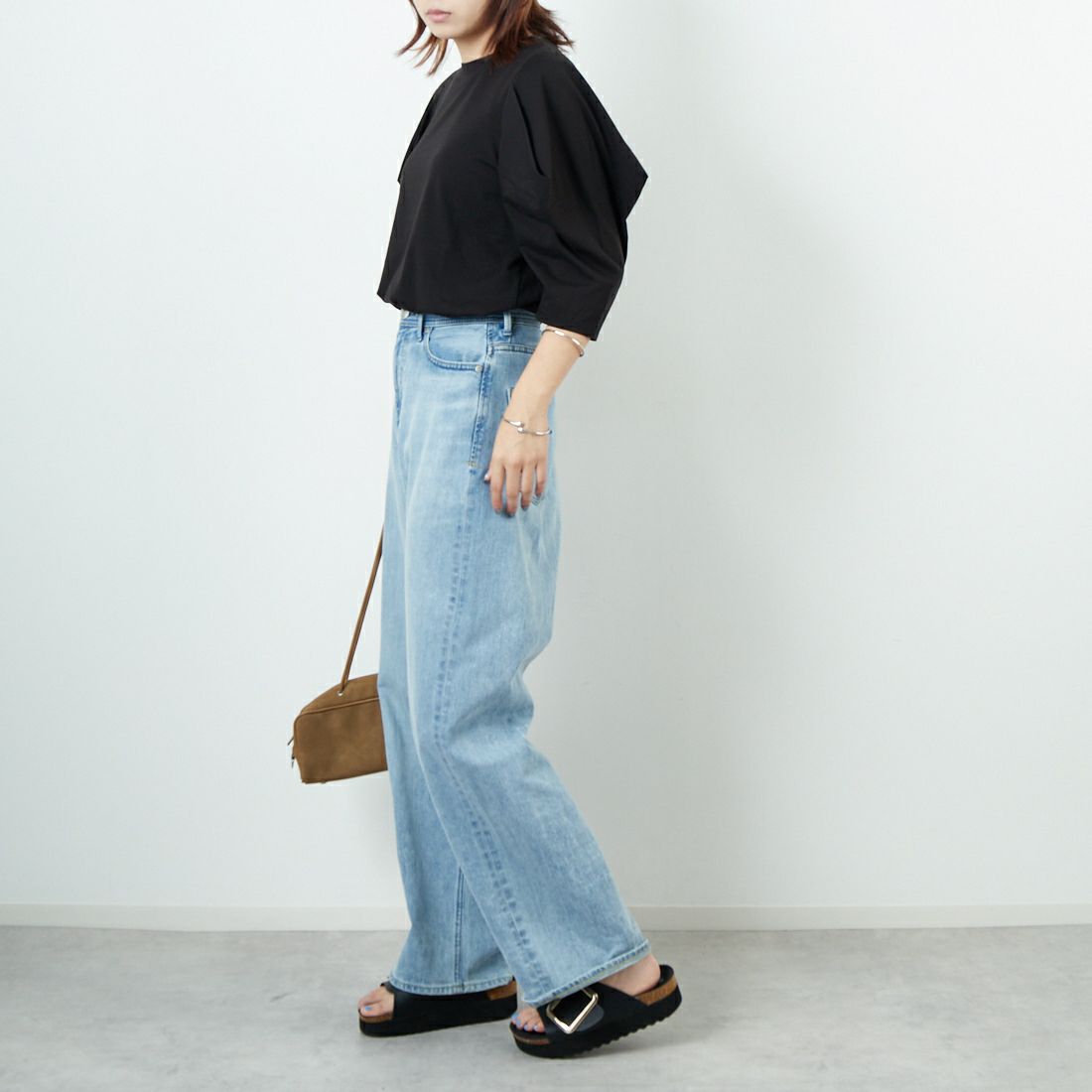 Jf Ready Made [ジェイエフレディメイド] 袖タックデザインプルオーバー [3104106] 801 ﾌﾞﾗｯｸ &&モデル身長：167cm 着用サイズ：F&&