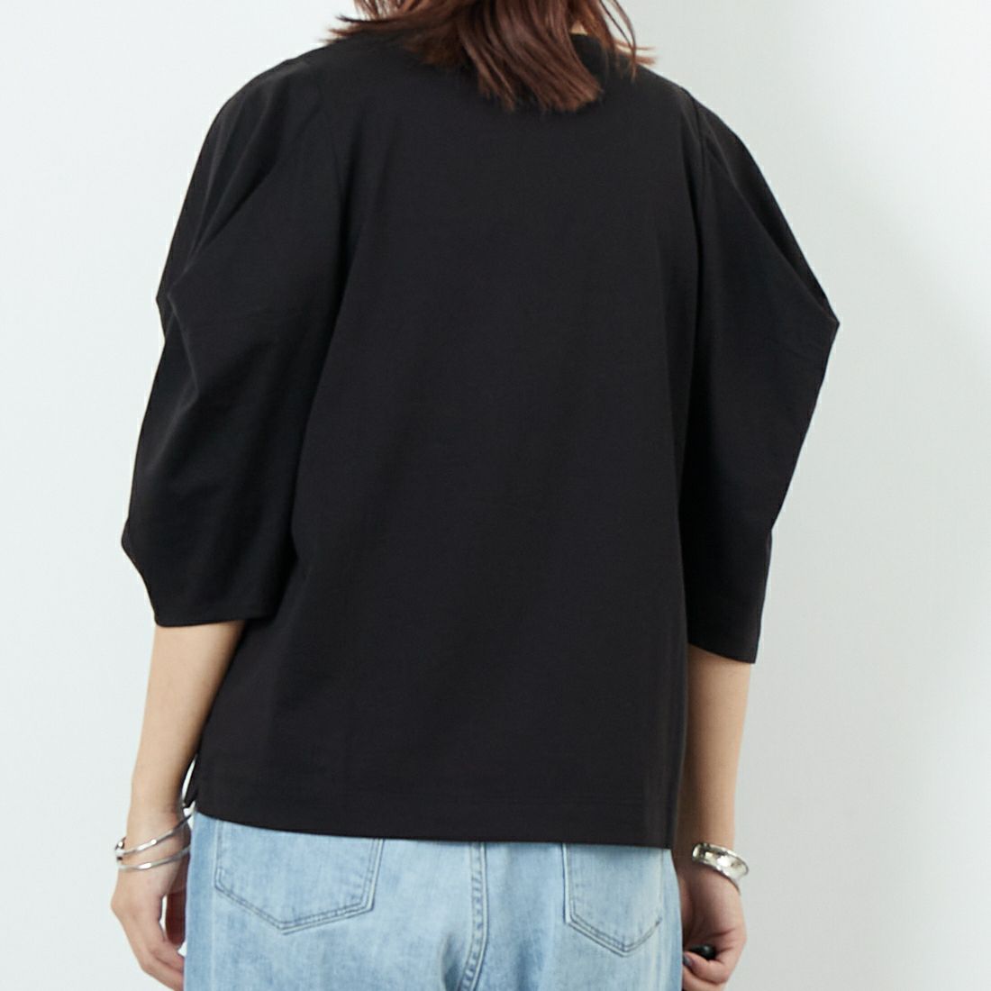 Jf Ready Made [ジェイエフレディメイド] 袖タックデザインプルオーバー [3104106] 801 ﾌﾞﾗｯｸ &&モデル身長：167cm 着用サイズ：F&&