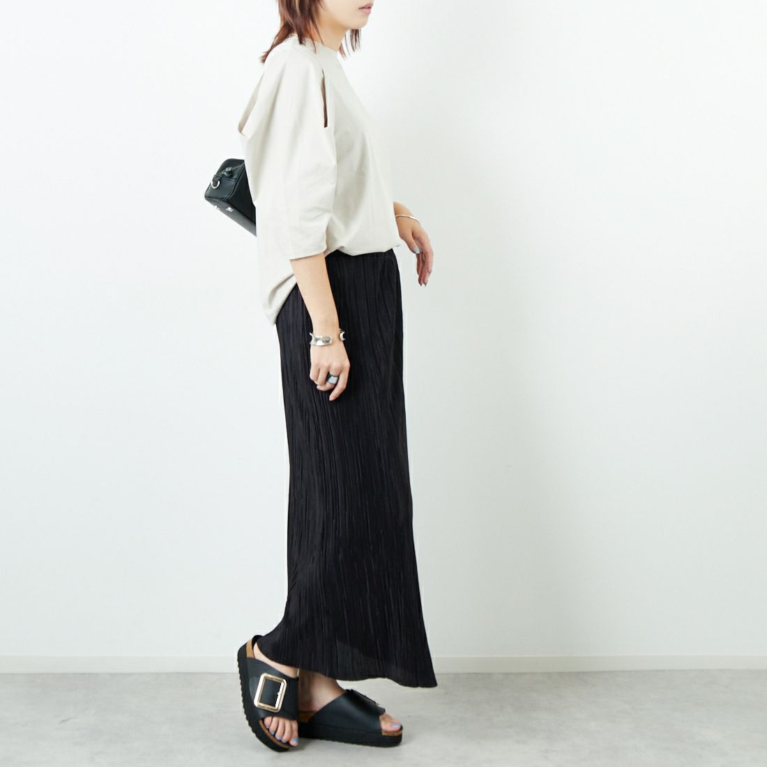 Jf Ready Made [ジェイエフレディメイド] 袖タックデザインプルオーバー [3104106] 714 ｸﾞﾚｰﾍﾞ &&モデル身長：167cm 着用サイズ：F&&