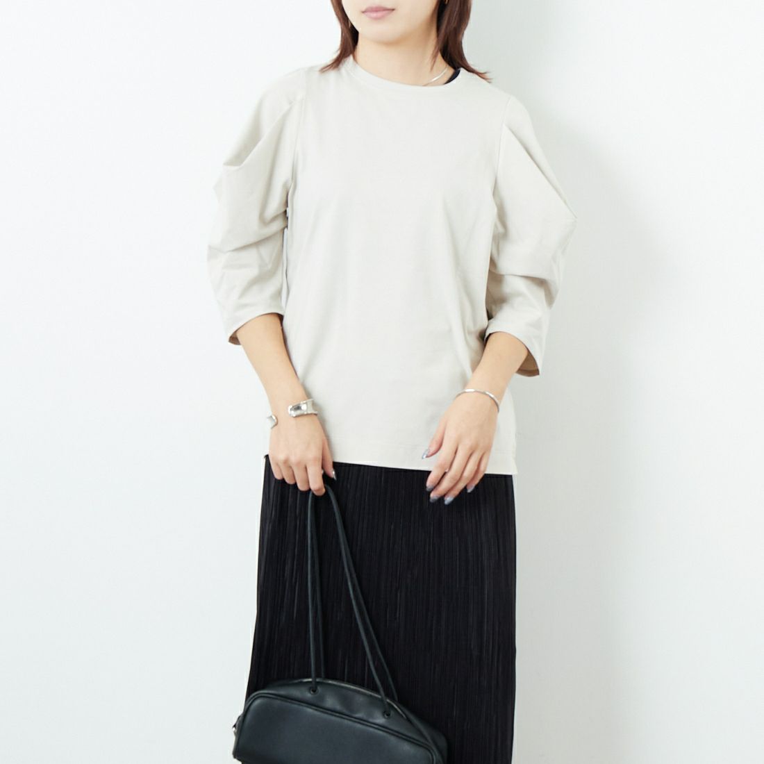 Jf Ready Made [ジェイエフレディメイド] 袖タックデザインプルオーバー [3104106] 714 ｸﾞﾚｰﾍﾞ &&モデル身長：167cm 着用サイズ：F&&