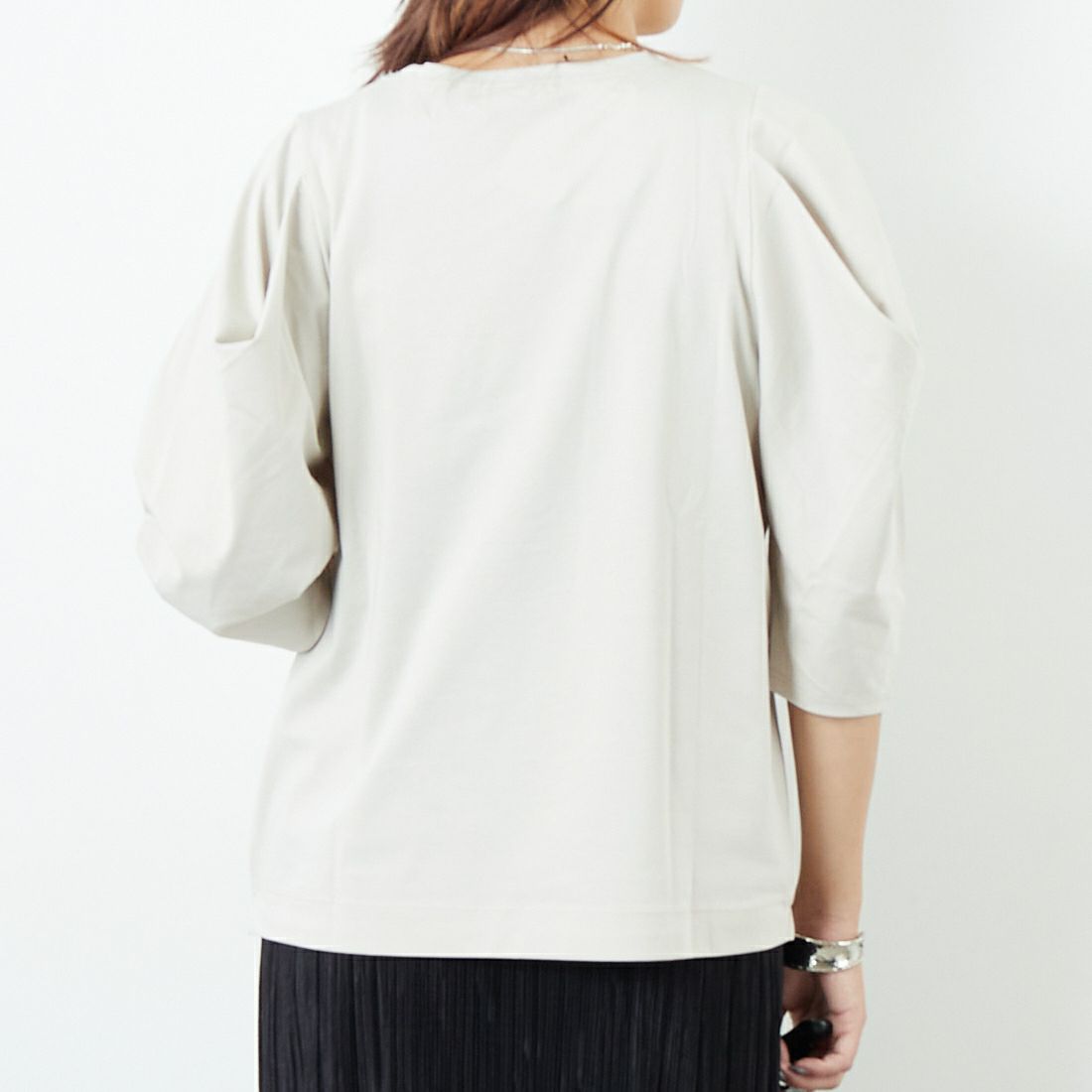 Jf Ready Made [ジェイエフレディメイド] 袖タックデザインプルオーバー [3104106] 714 ｸﾞﾚｰﾍﾞ &&モデル身長：167cm 着用サイズ：F&&