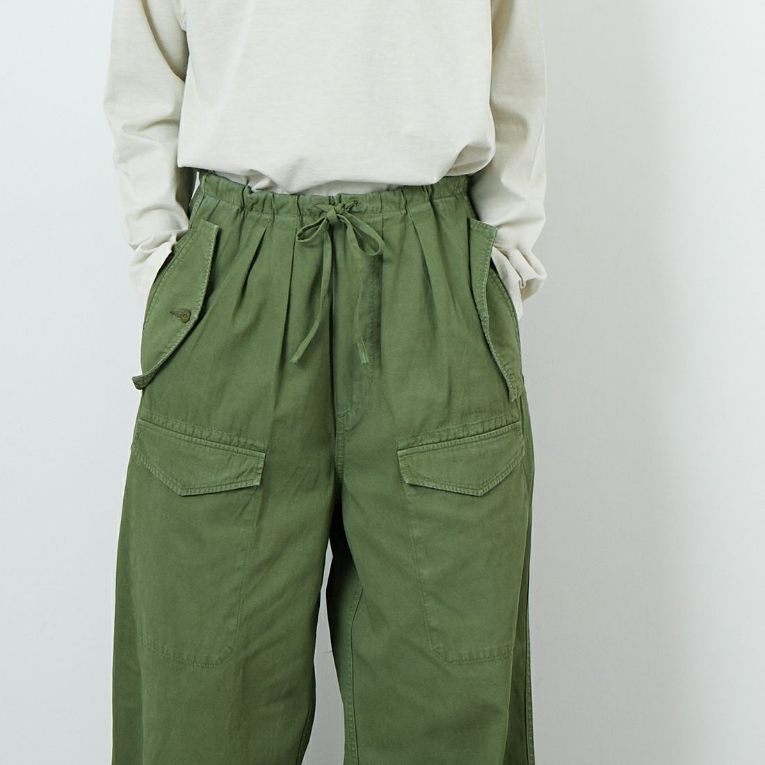 TICCA [ティッカ] カーゴパンツ [TBEA-161] KHAKI &&モデル身長：160cm 着用サイズ：1&&