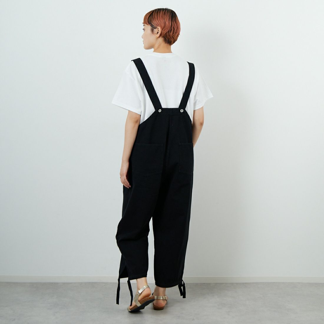 Johnbull [ジョンブル] ライトオックスルーズサロペット [JL253P02] 030 ﾌﾞﾗｯｸ &&モデル身長：160cm 着用サイズ：M&&