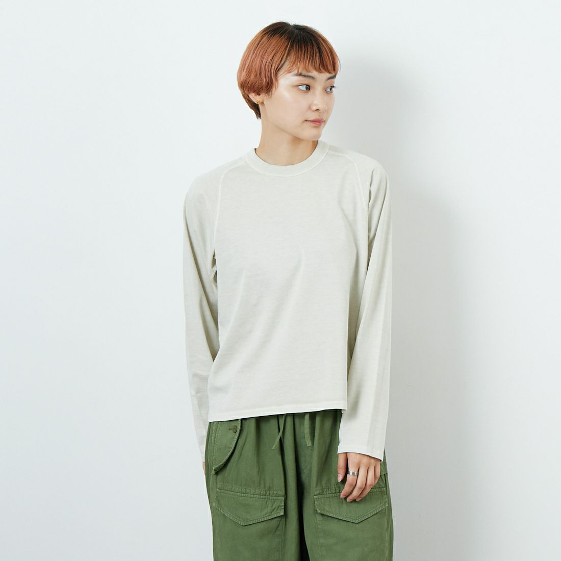 TICCA [ティッカ] エンブブロイダリーロングTシャツ [TBEA-283] BEIGE &&モデル身長：160cm 着用サイズ：F&&