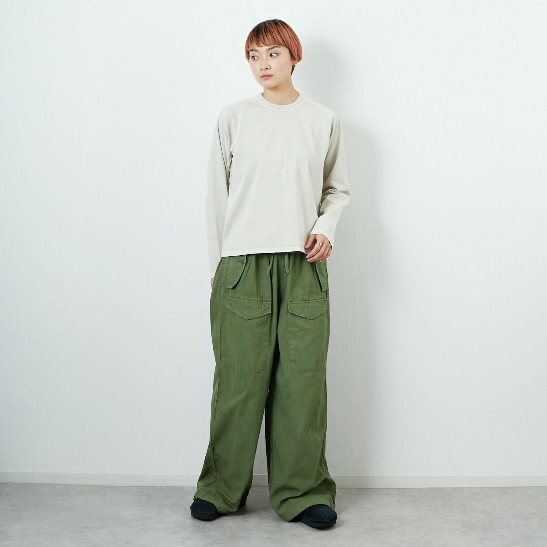 TICCA [ティッカ] エンブブロイダリーロングTシャツ [TBEA-283] BEIGE &&モデル身長：160cm 着用サイズ：F&&