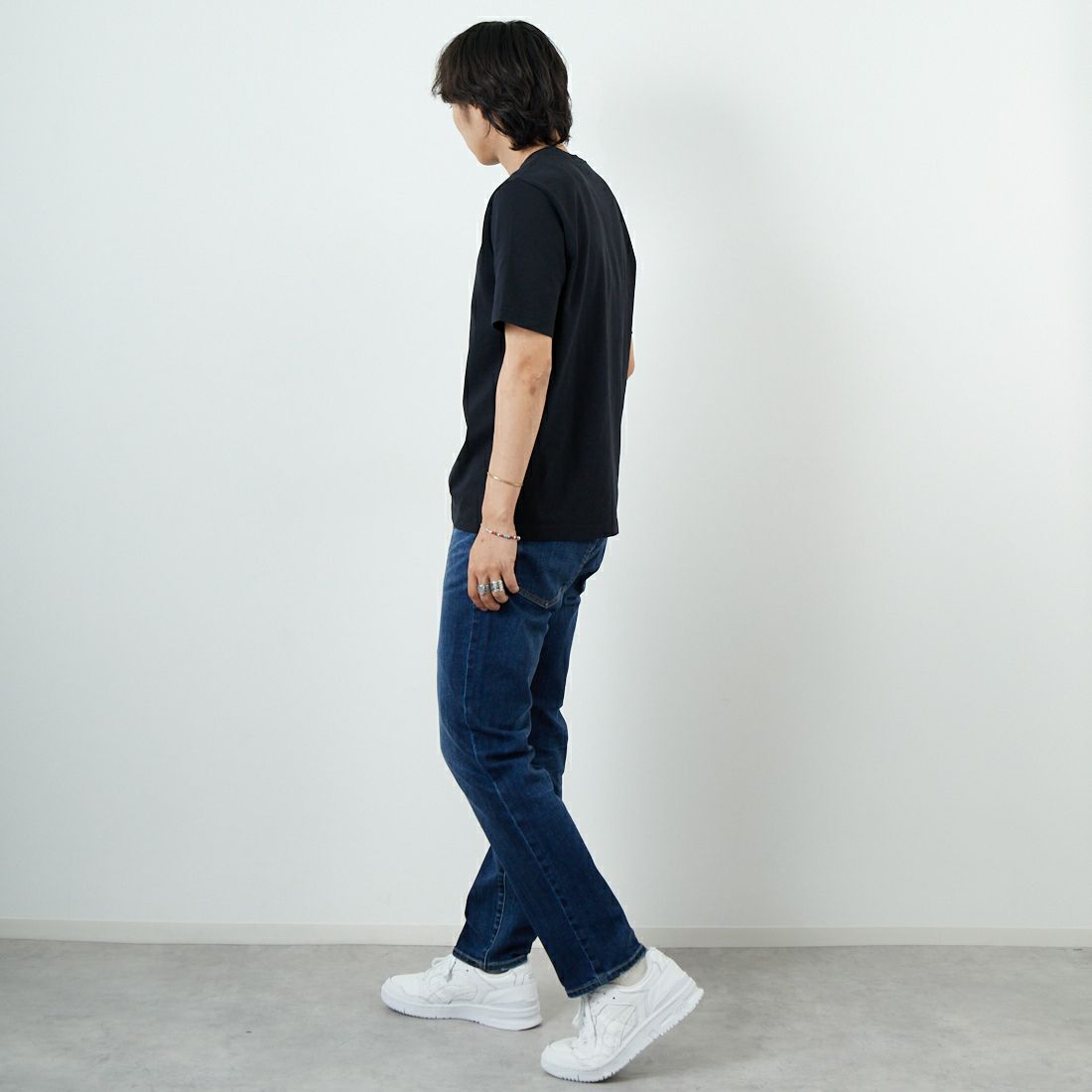 RED CARD TOKYO [レッドカード トーキョー] Rhythm+ イージースリムテーパードパンツ [26M93301KVD] K-VINT DK &&モデル身長：179cm 着用サイズ：32&&