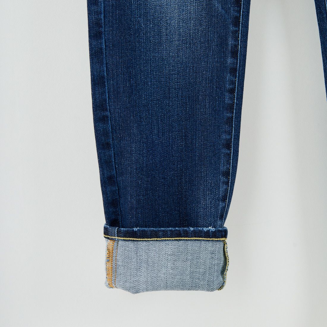 RED CARD TOKYO [レッドカード トーキョー] Rhythm+ イージースリムテーパードパンツ [26M93301KVD] K-VINT DK