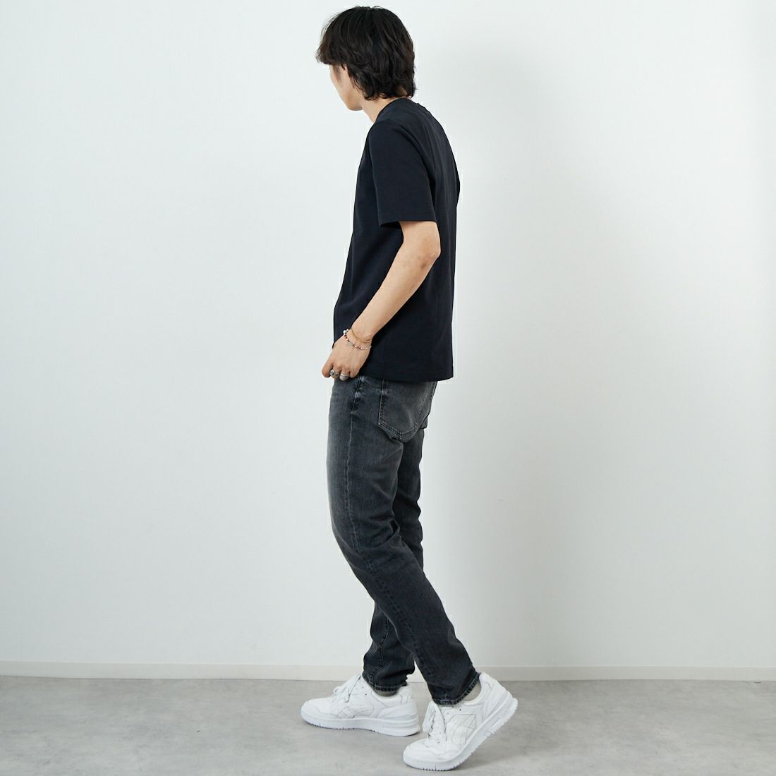 RED CARD TOKYO [レッドカード トーキョー] Rhythm+ スリムテーパードパンツ [88M86801DGR] K-DK GREY &&モデル身長：179cm 着用サイズ：32&&