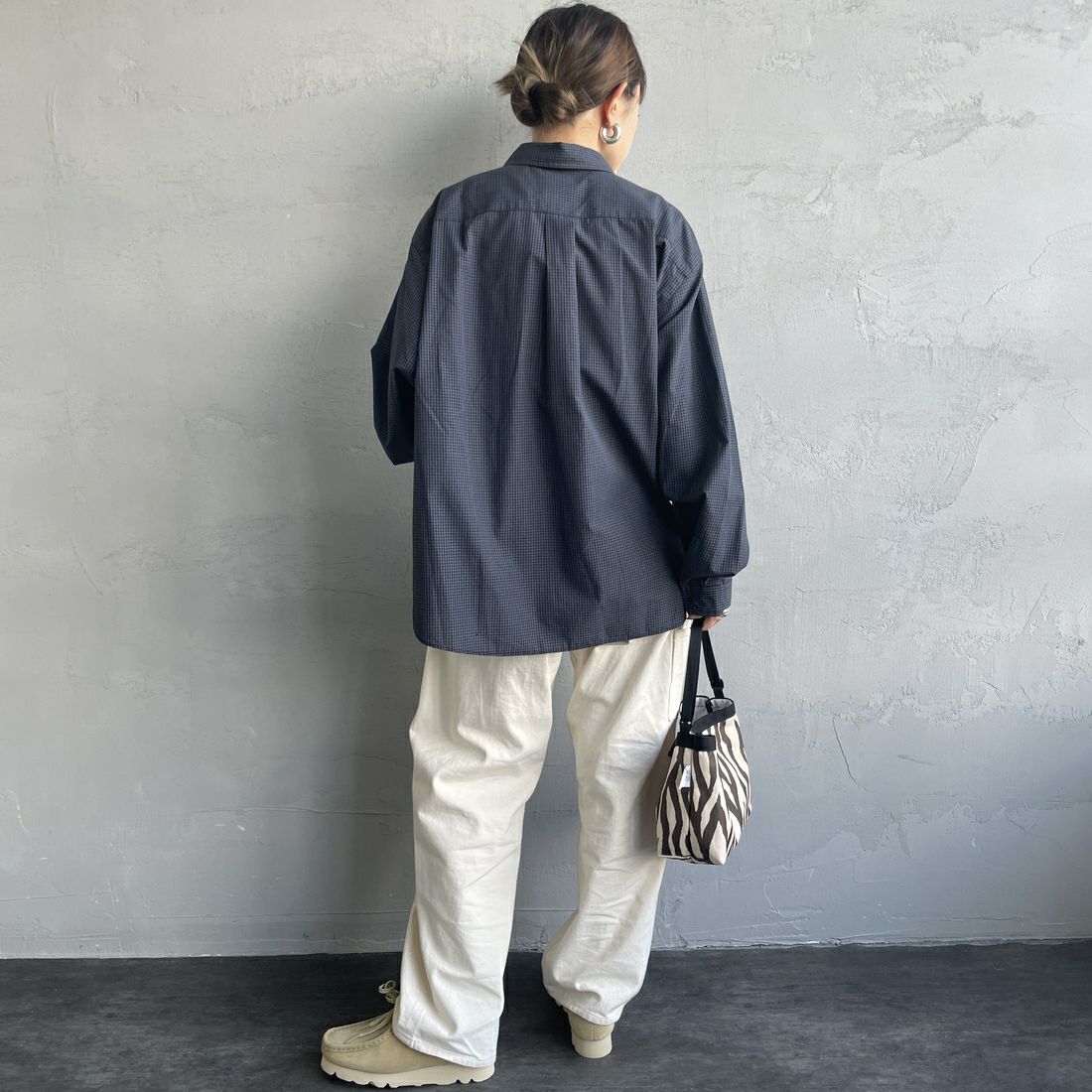 DANTON [ダントン] ドットボタン レギュラーカラー チェックロングスリーブシャツ [DT-B0391PPU] NAVY CHECK &&モデル身長：150cm 着用サイズ：38&&