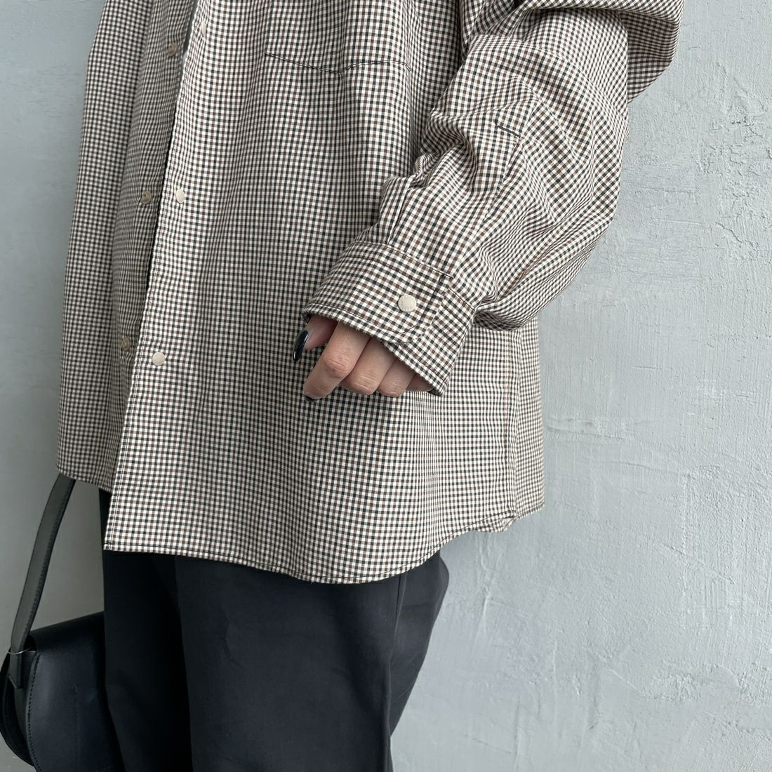 DANTON [ダントン] ドットボタン レギュラーカラー チェックロングスリーブシャツ [DT-B0391PPU] BEIGE CHEC &&モデル身長：150cm 着用サイズ：38&&