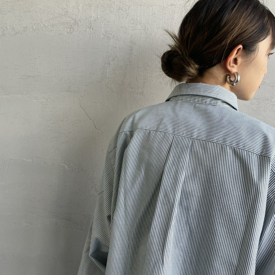 DANTON [ダントン] ドットボタン レギュラーカラー ストライプロングスリーブシャツ [DT-B0391POD] WHT/GRN ST &&モデル身長：150cm 着用サイズ：36&&