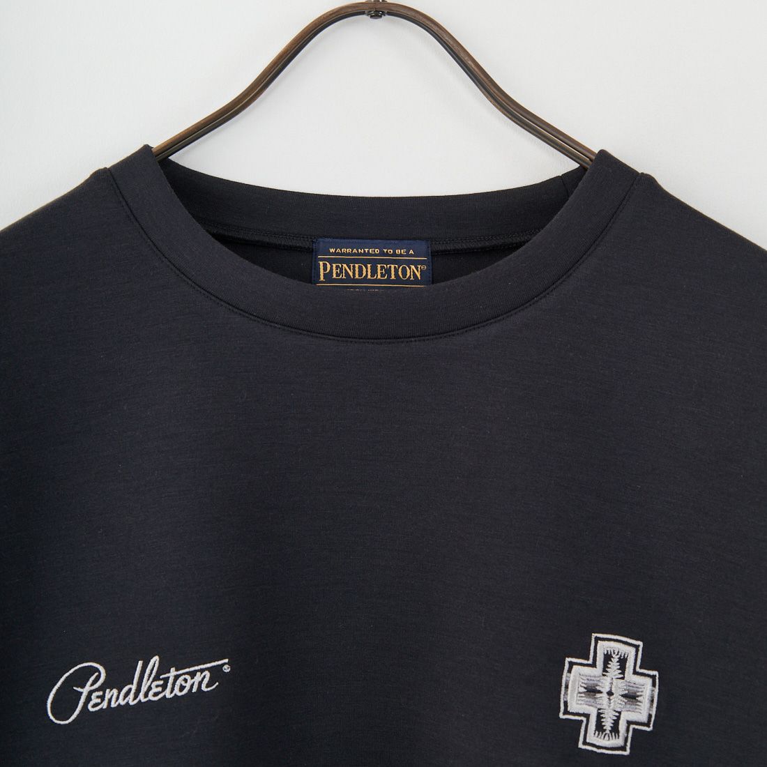 PENDLETON [ペンドルトン] 別注 ネイティブ柄 ダンボールニット クルーネックスウェット [5475-1223-JF] BLACK