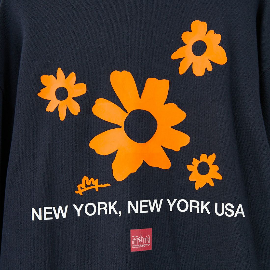 MANHATTAN PORTAGE [マンハッタンポーテージ] 別注 バックフラワープリント クルーネックスウェット [25FWMP-IN74-JF] NAVY