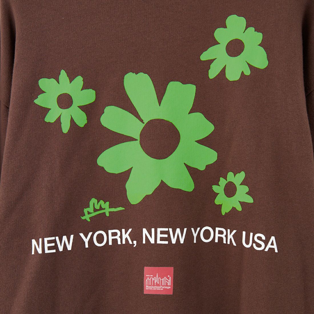 MANHATTAN PORTAGE [マンハッタンポーテージ] 別注 バックフラワープリント クルーネックスウェット [25FWMP-IN74-JF] D.BROWN