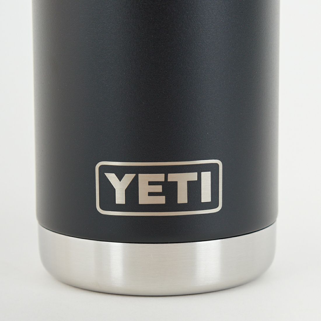 YETI [イエティ] 18oz ウォーターボトル [18OZ-WATER-BOTTOLE] ﾌﾞﾗｯｸ