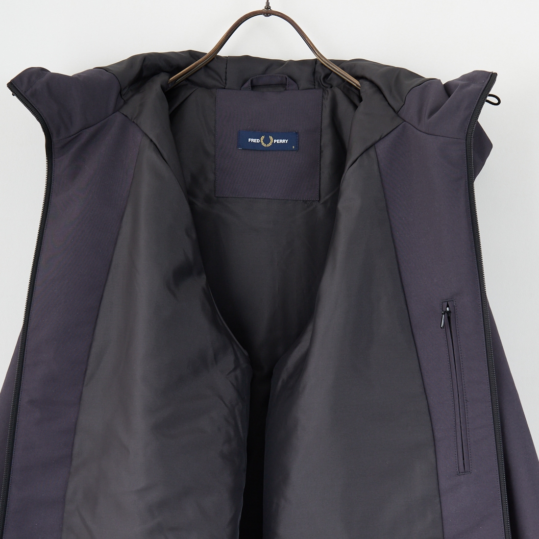 FRED PERRY [フレッドペリー] 別注 パデッドフーデッドシェルジャケット [FPM-25A-24JF] ANCOR/WARM