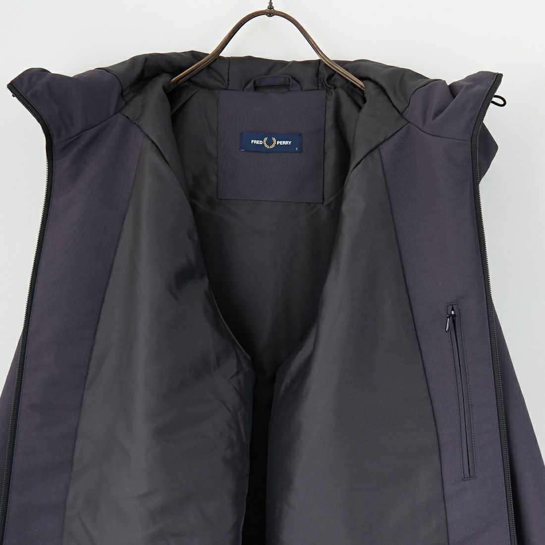 FRED PERRY [フレッドペリー] 別注 パデッドフーデッドシェルジャケット [FPM-25A-24JF] ANCOR/WARM