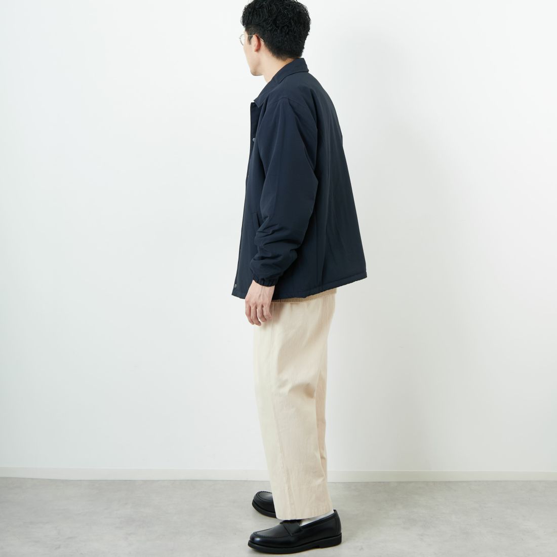 FRED PERRY [フレッドペリー] 別注 パデッドボタンスルージャケット [FPM-25A-23JF] NVY/HONEYC &&モデル身長：168cm 着用サイズ：M&&