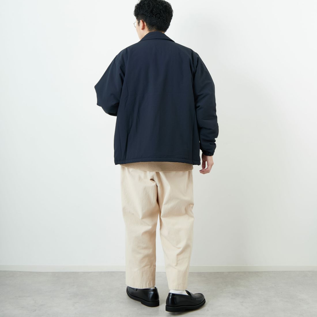 FRED PERRY [フレッドペリー] 別注 パデッドボタンスルージャケット [FPM-25A-23JF] NVY/HONEYC &&モデル身長：168cm 着用サイズ：M&&