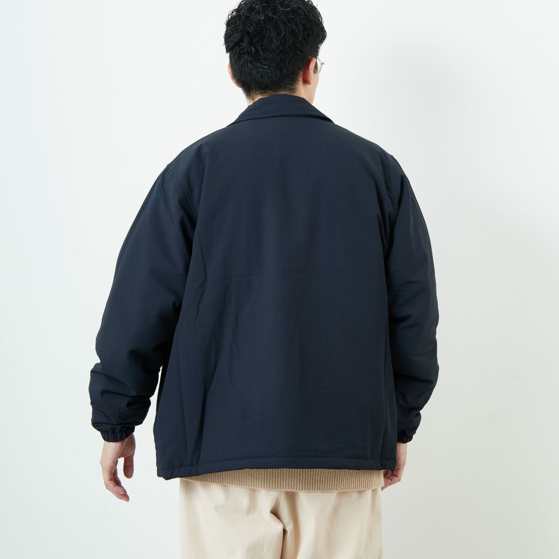 FRED PERRY [フレッドペリー] 別注 パデッドボタンスルージャケット [FPM-25A-23JF] NVY/HONEYC &&モデル身長：168cm 着用サイズ：M&&