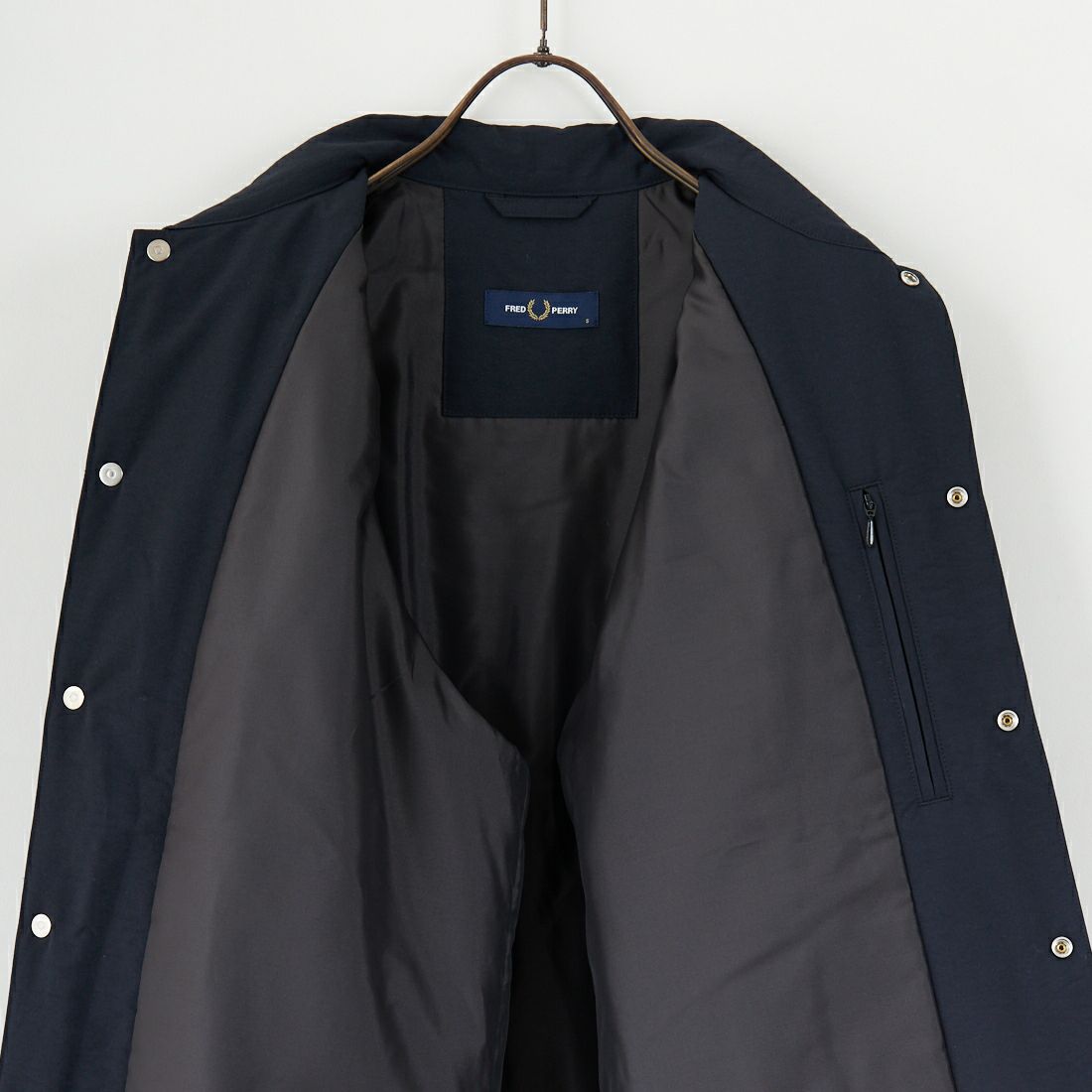 FRED PERRY [フレッドペリー] 別注 パデッドボタンスルージャケット [FPM-25A-23JF] NVY/HONEYC