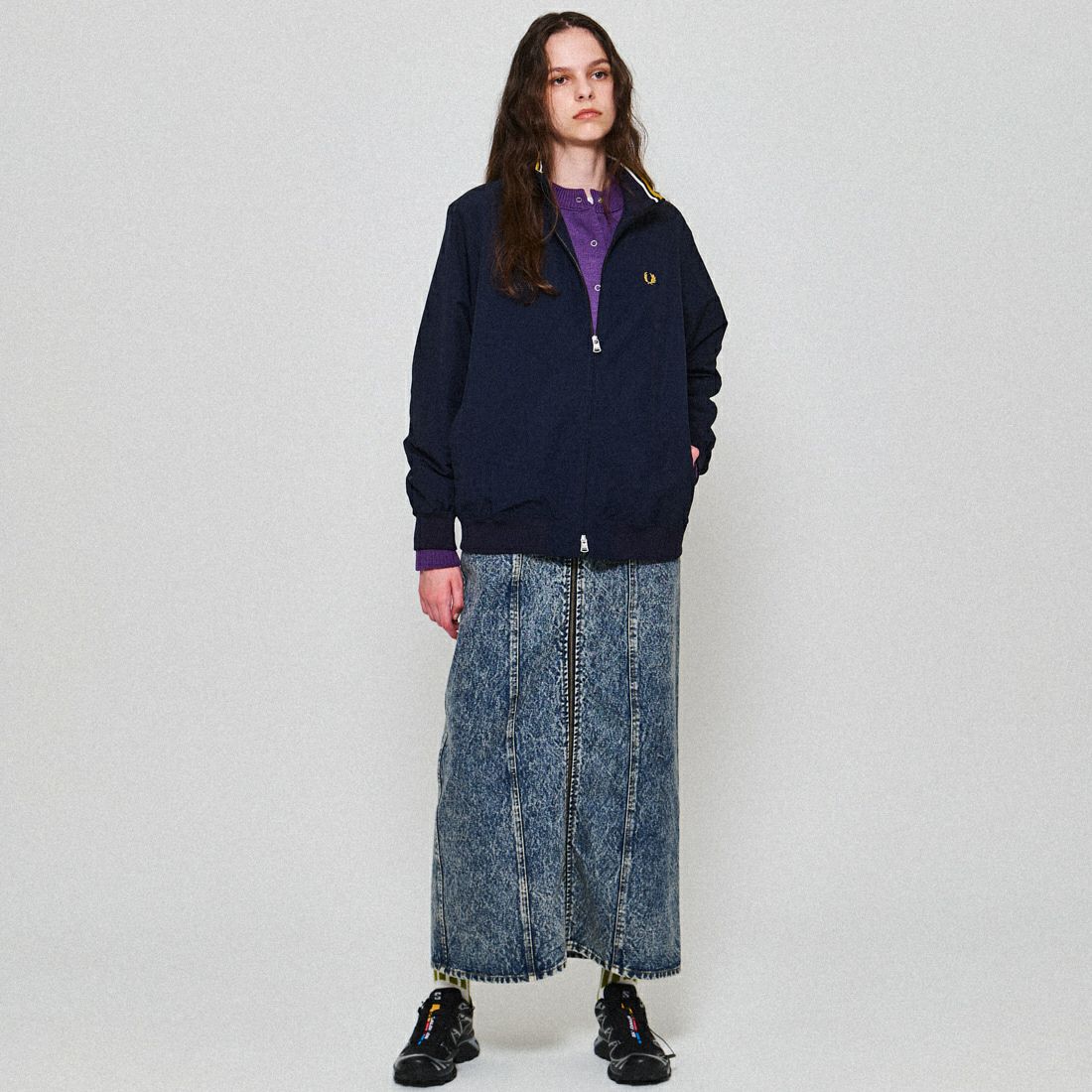 FRED PERRY [フレッドペリー] 別注 ナイロンブレンサムジャケット [FPM-25A-007JF] NVY/ECR/HO &&モデル身長：150cm 着用サイズ：10&&