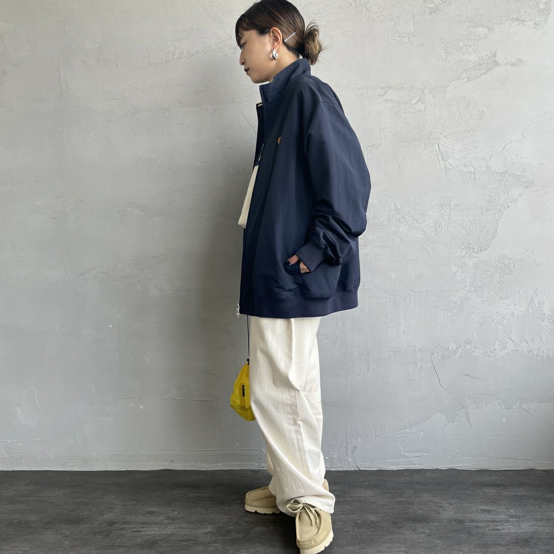 FRED PERRY [フレッドペリー] 別注 ナイロンブレンサムジャケット [FPM-25A-007JF] NVY/ECR/HO &&モデル身長：150cm 着用サイズ：10&&