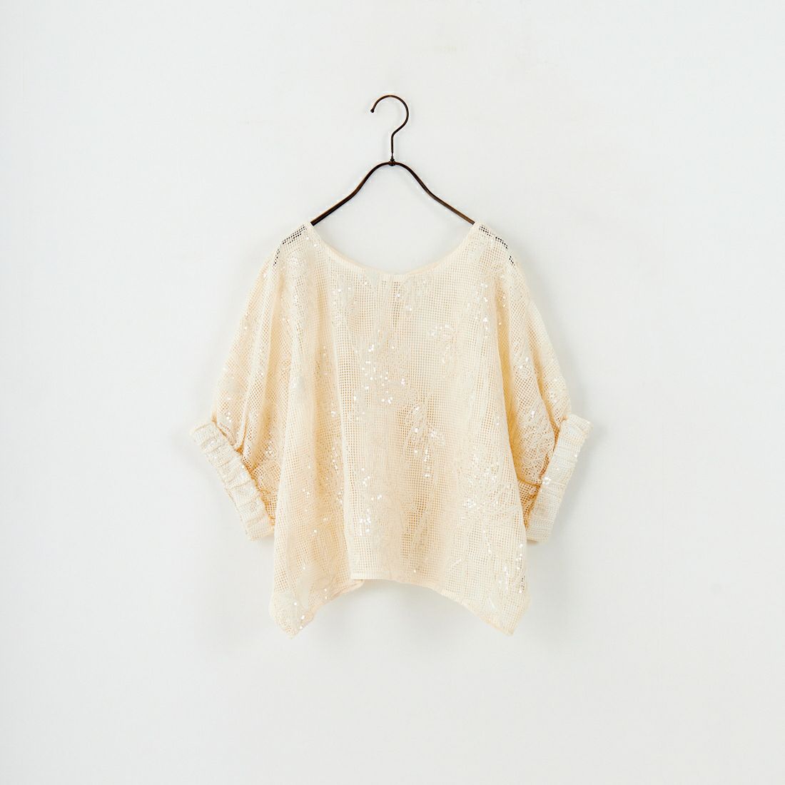 09 IVORY