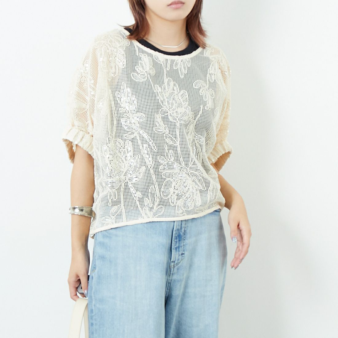 09 IVORY&&モデル身長：167cm 着用サイズ：F&&