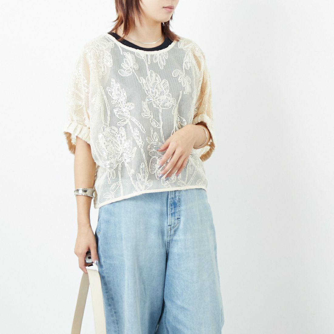 TORRAZZO DONNA [トラッゾドンナ] ボタニカルスパンコール ドルマンブラウス [6260-375] 09 IVORY &&モデル身長：167cm 着用サイズ：F&&