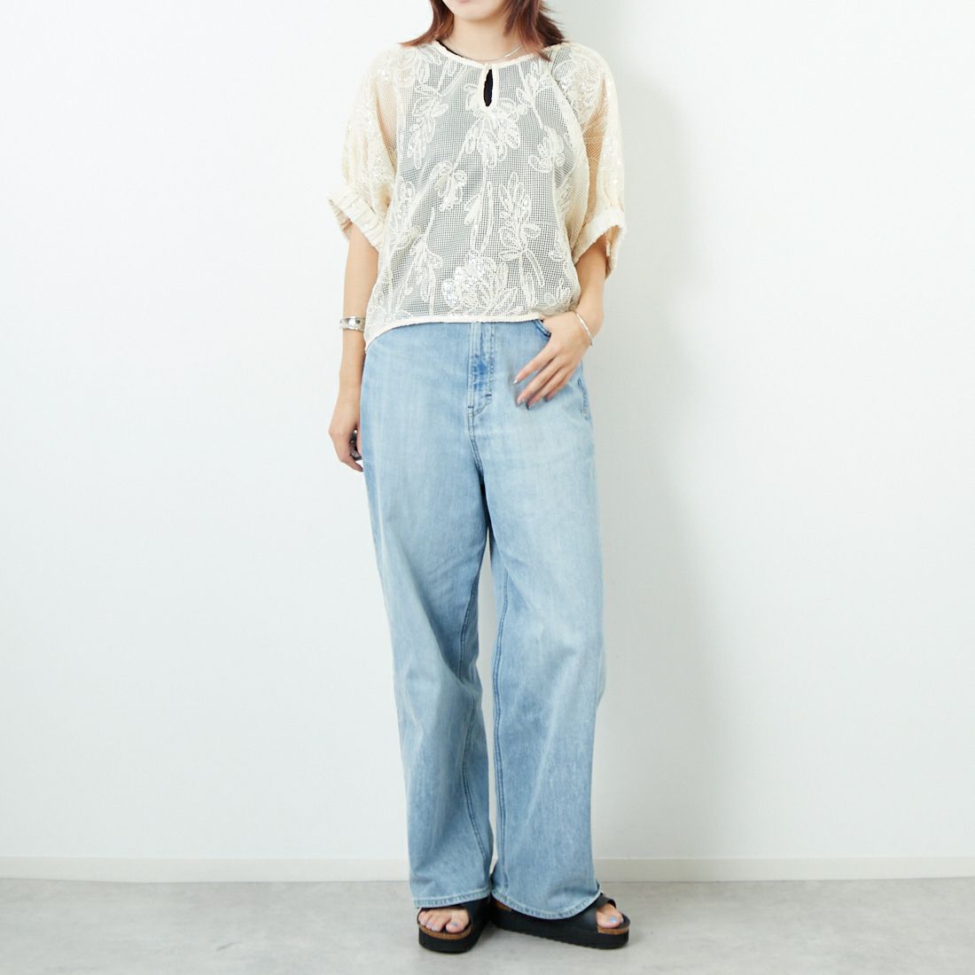 TORRAZZO DONNA [トラッゾドンナ] ボタニカルスパンコール ドルマンブラウス [6260-375] 09 IVORY &&モデル身長：167cm 着用サイズ：F&&