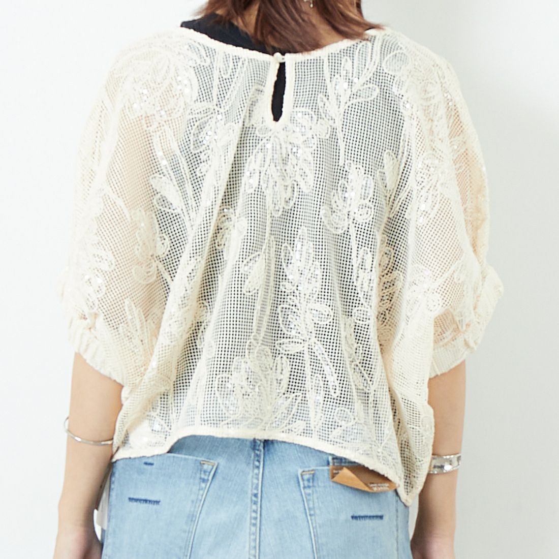 TORRAZZO DONNA [トラッゾドンナ] ボタニカルスパンコール ドルマンブラウス [6260-375] 09 IVORY &&モデル身長：167cm 着用サイズ：F&&