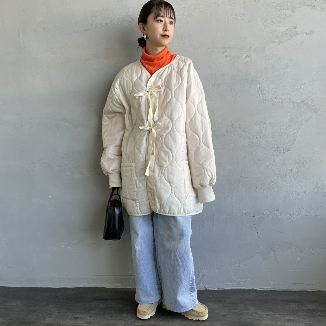 MILITARY [ミリタリー] 別注 M-65 キルティングライナージャケット [T-25789001-JF] IVORY &&モデル身長：150cm 着用サイズ：M&&