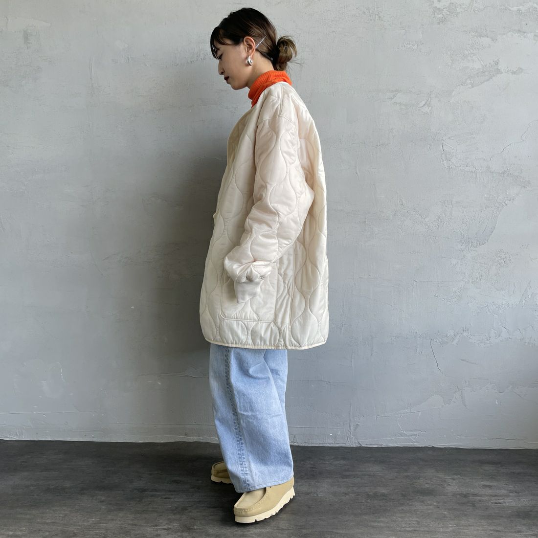 MILITARY [ミリタリー] 別注 M-65 キルティングライナージャケット [T-25789001-JF] IVORY &&モデル身長：150cm 着用サイズ：M&&