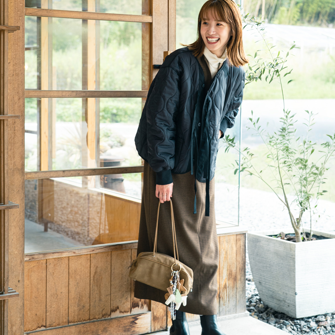 MILITARY [ミリタリー] 別注 M-65 キルティングライナージャケット [T-25789001-JF] KHAKI &&モデル身長：167cm 着用サイズ：S&&