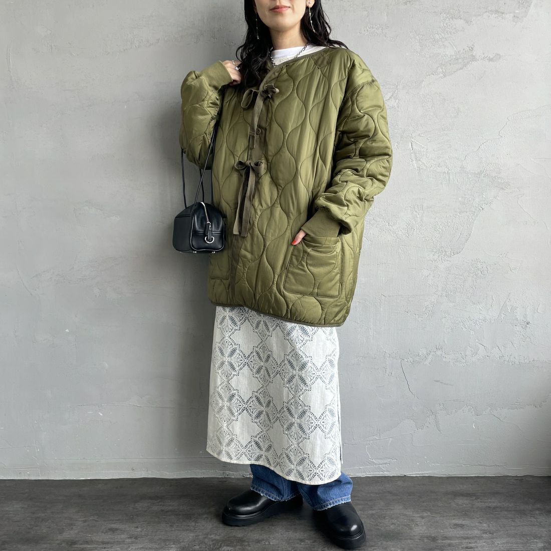 MILITARY [ミリタリー] 別注 M-65 キルティングライナージャケット [T-25789001-JF] KHAKI &&モデル身長：160cm 着用サイズ：M&&