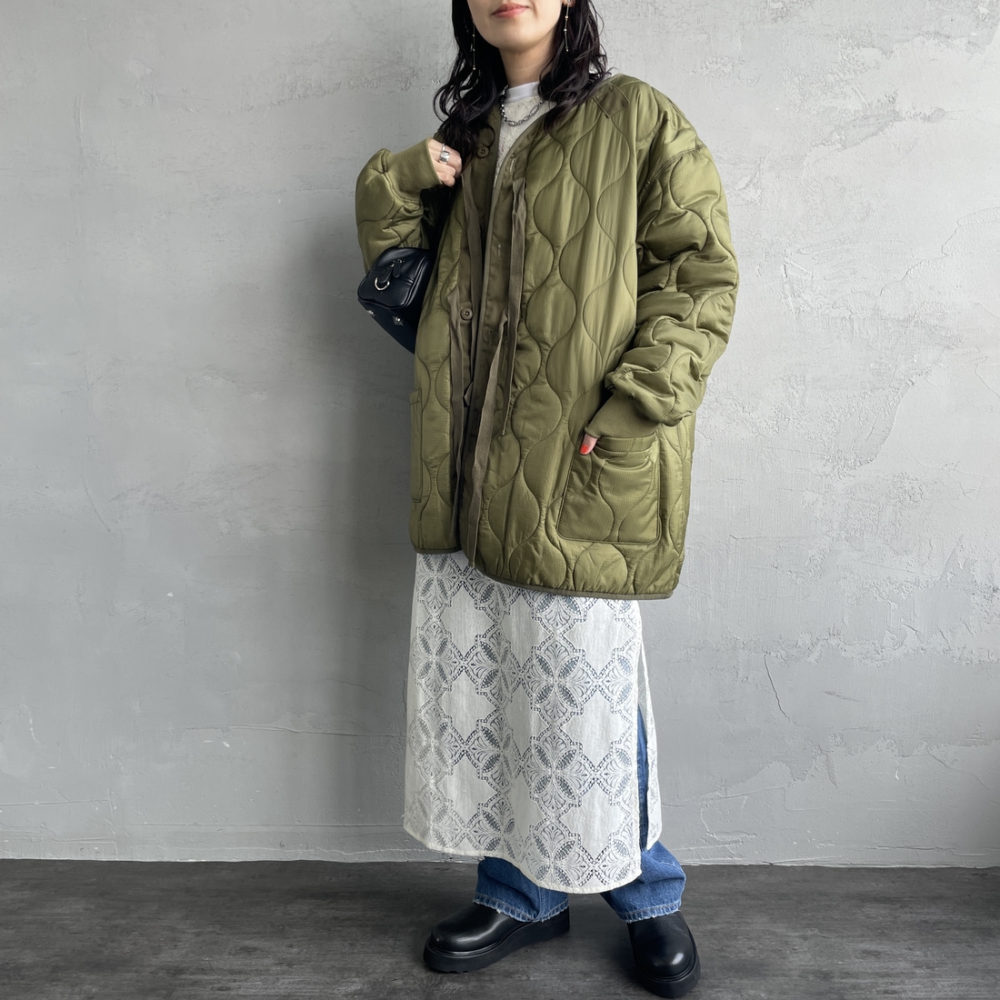 MILITARY [ミリタリー] 別注 M-65 キルティングライナージャケット [T-25789001-JF] KHAKI &&モデル身長：160cm 着用サイズ：M&&
